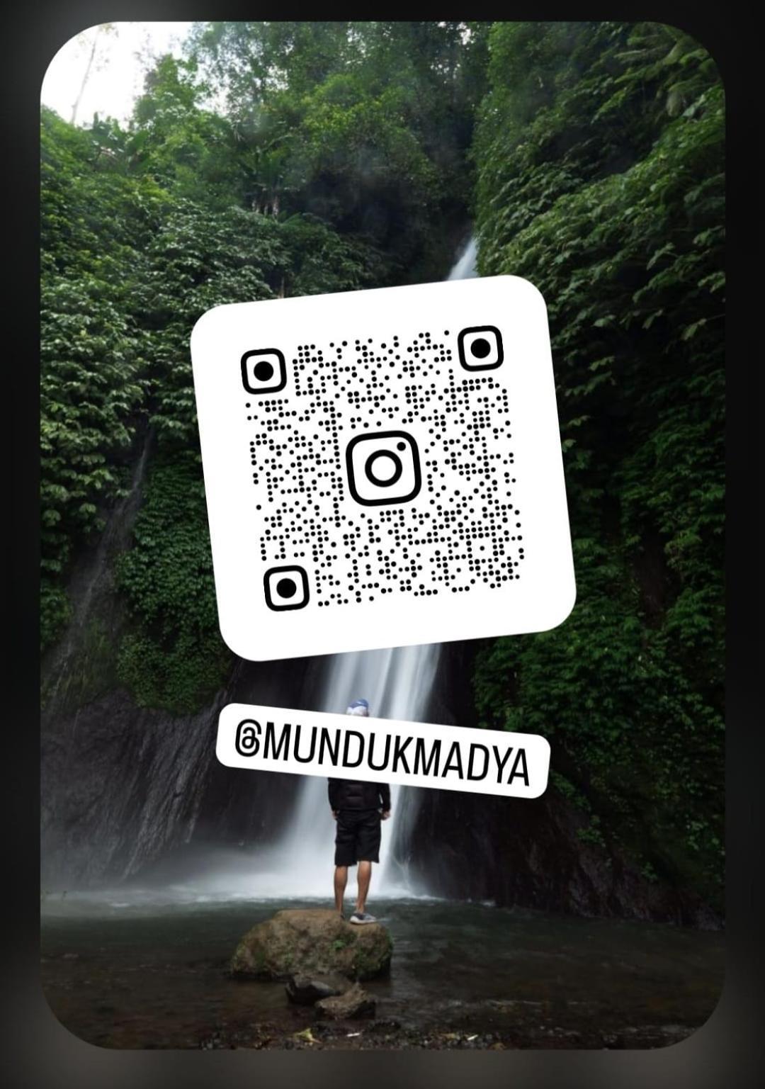 Kraras Munduk Guest House & Donbiyu Rendezvous Restaurant Екстериор снимка