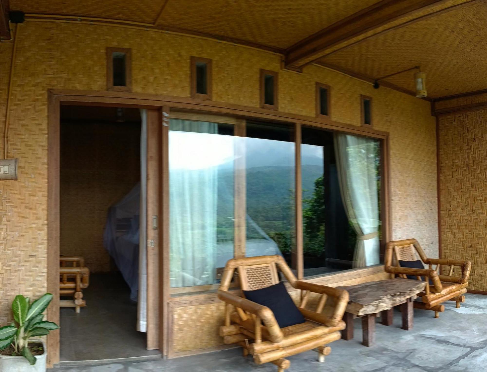 Kraras Munduk Guest House & Donbiyu Rendezvous Restaurant Стая снимка
