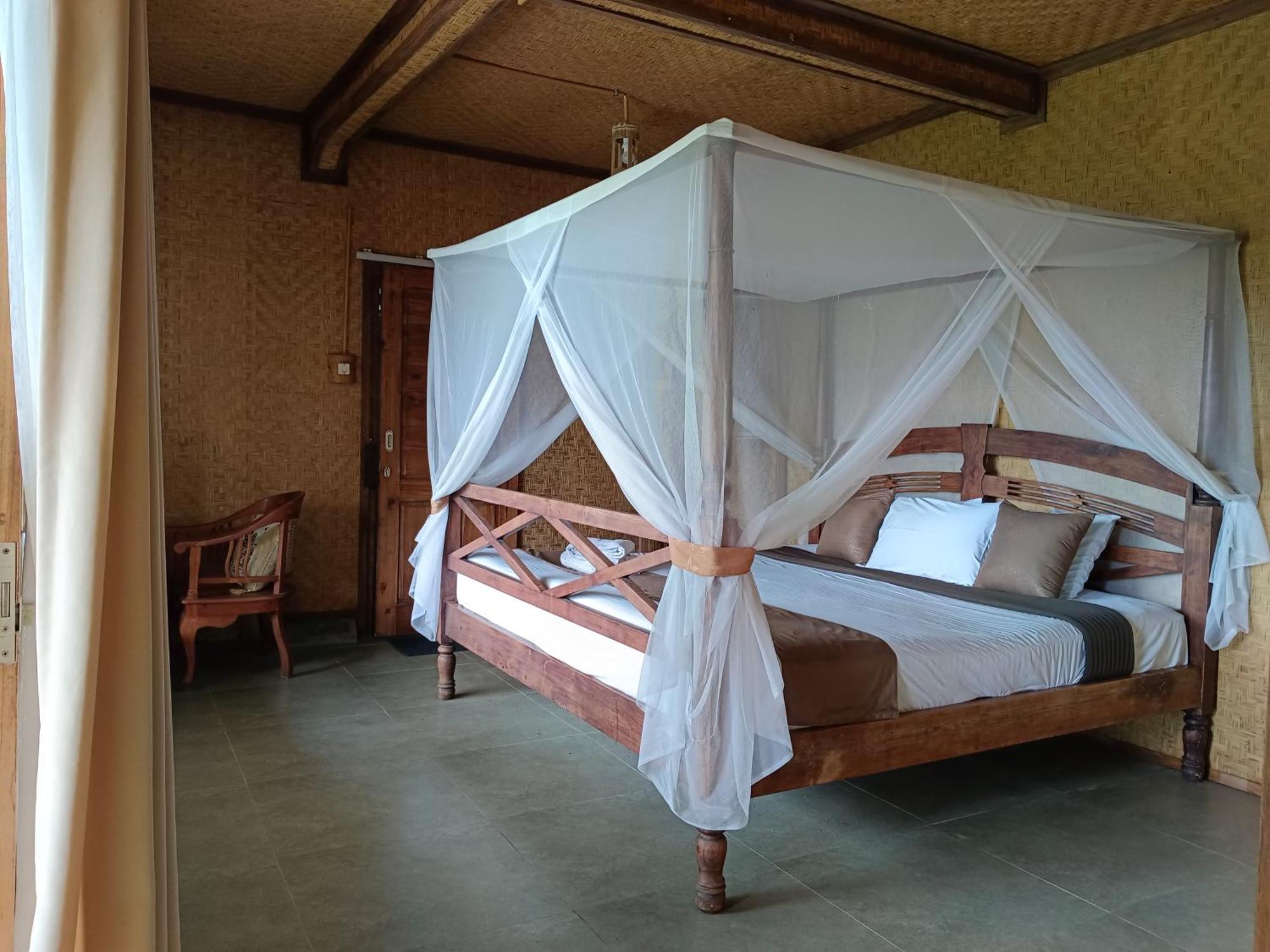 Kraras Munduk Guest House & Donbiyu Rendezvous Restaurant Стая снимка